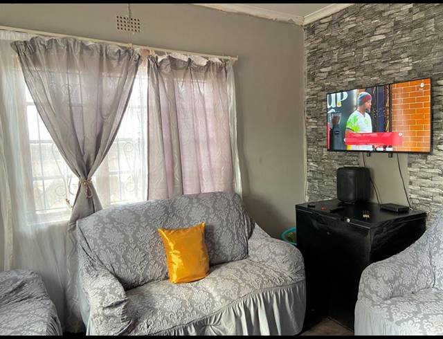 2 BEDROOM HOUSE FOR SALE IN EMPANGENI CENTRAL